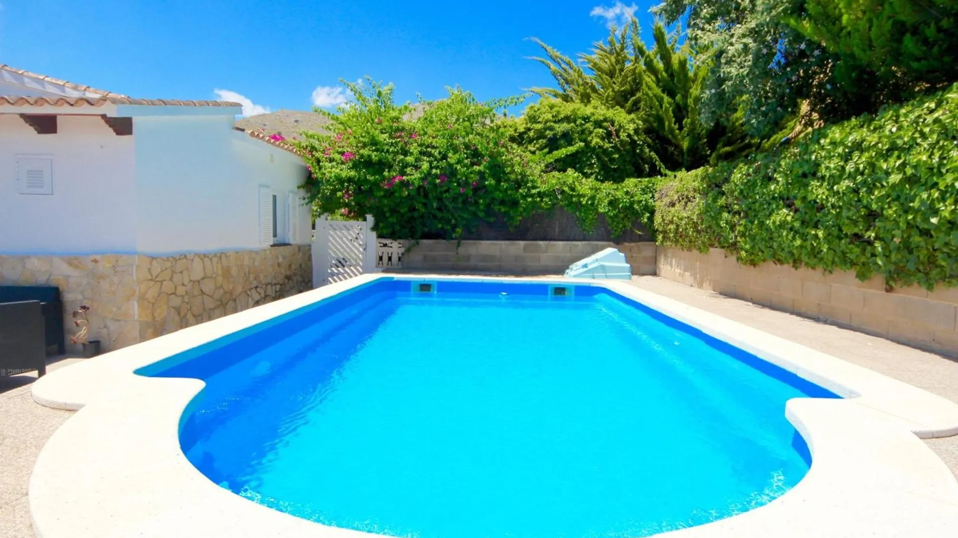 Beach Villa Playa De Muro Villa 2 Bedrooms Casa Muro Beach Central Location Private Pool Mallorca  Alcudia (Mallorca)