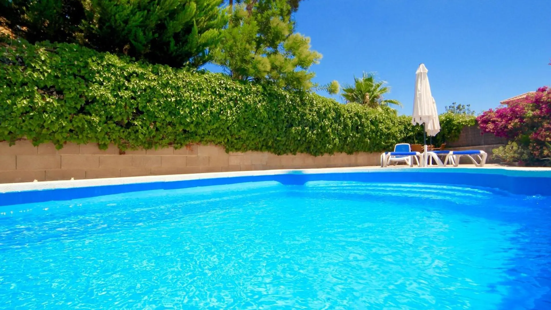 Beach Villa Playa De Muro Villa 2 Bedrooms Casa Muro Beach Central Location Private Pool Mallorca Alcudia  Spain